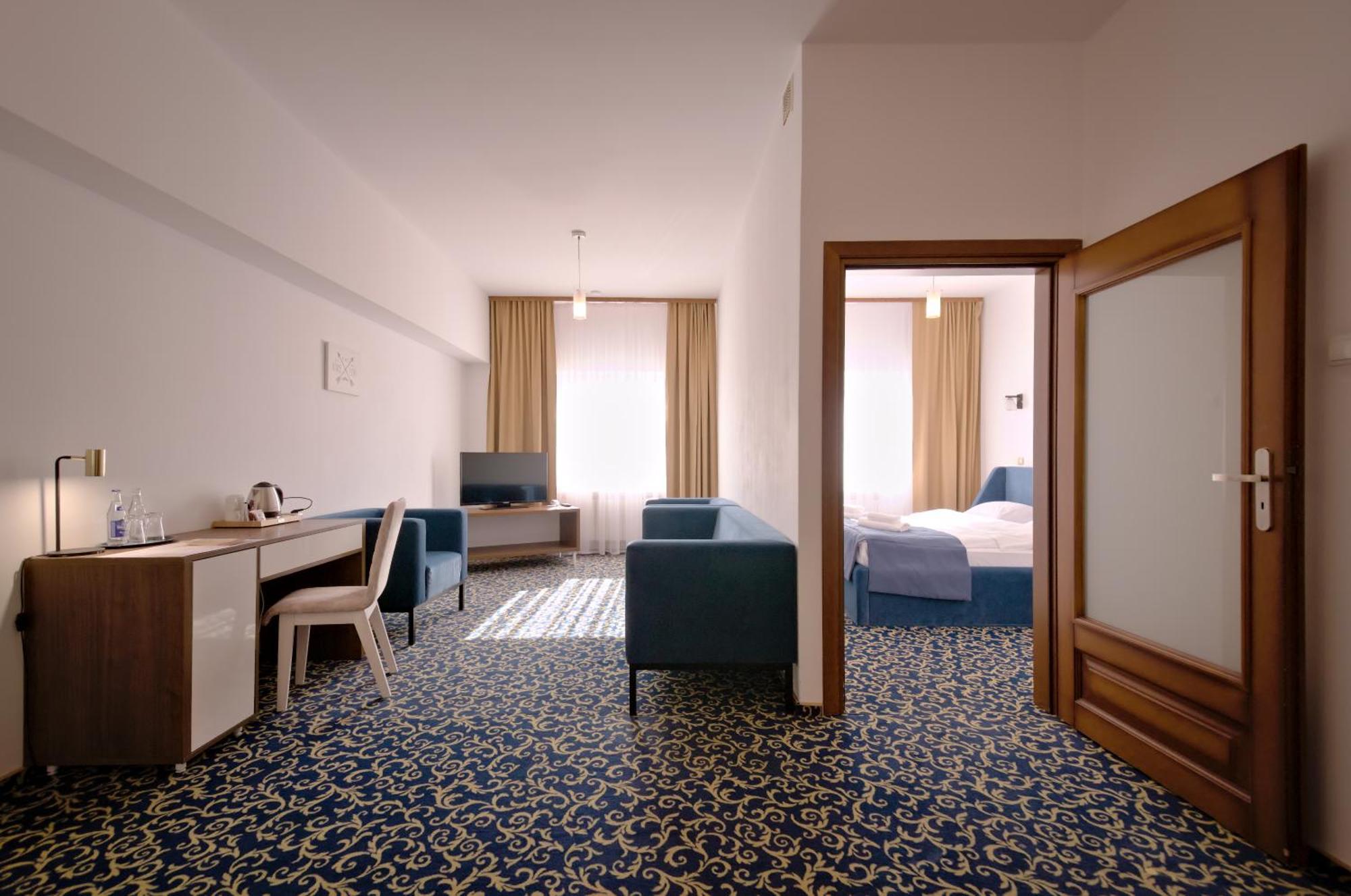 Hotel Sezam Machowa Bagian luar foto