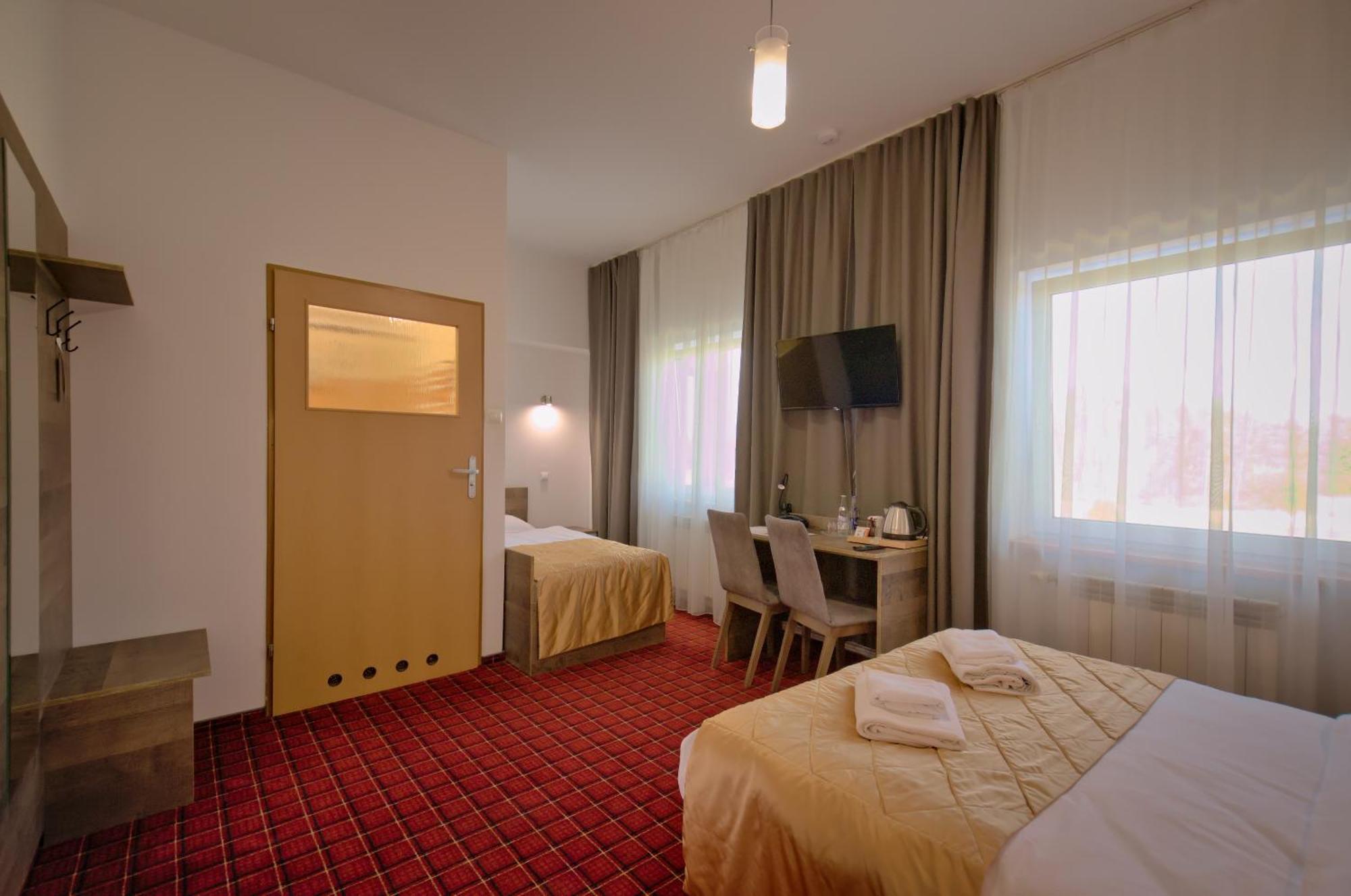 Hotel Sezam Machowa Bagian luar foto