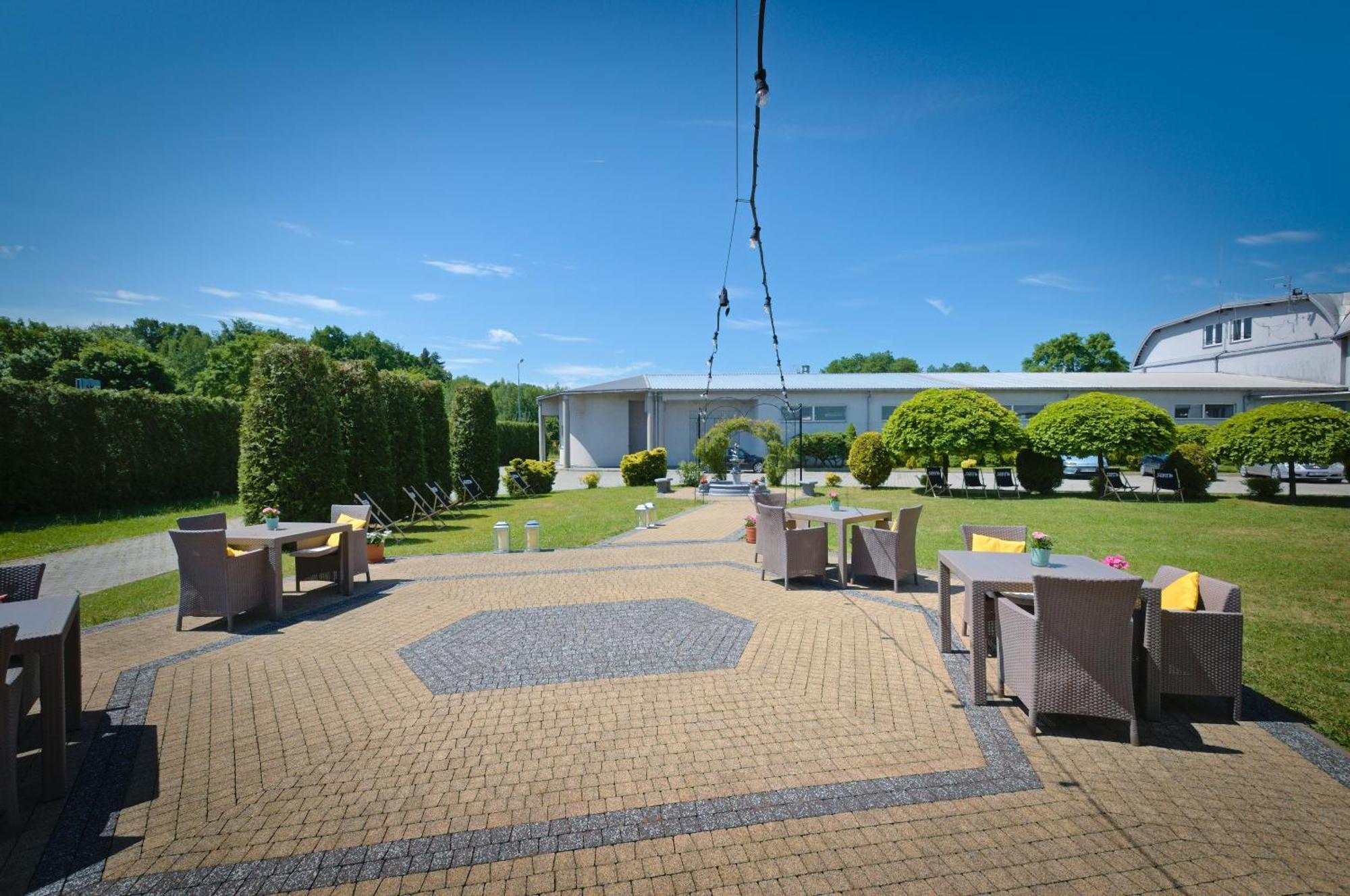 Hotel Sezam Machowa Bagian luar foto